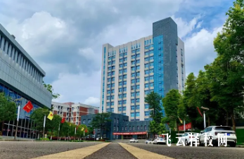 四川南充師范學校是高中還是大專