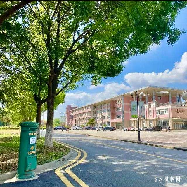 成都市體育運(yùn)動學(xué)校是職高還是技校