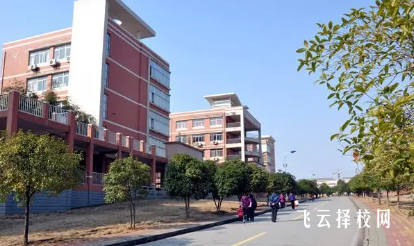 四川省劍閣職業(yè)高級(jí)中學(xué)是職高還是技校