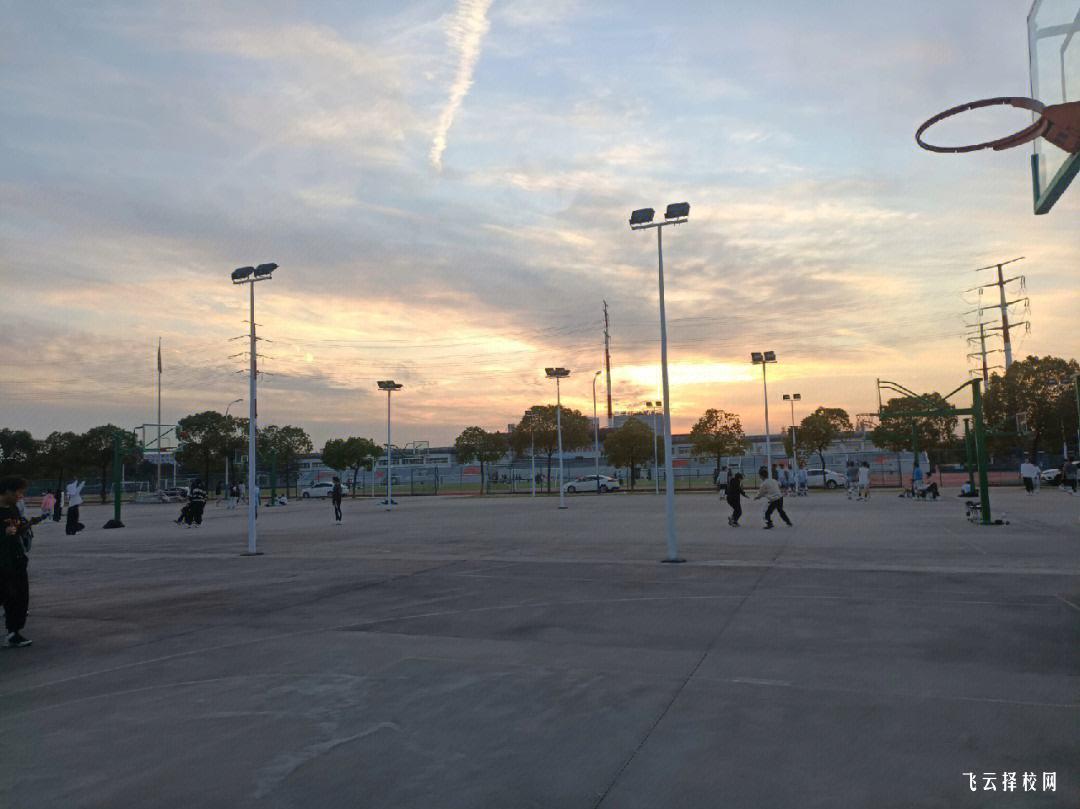 四川省食品藥品學校是職高還是技校