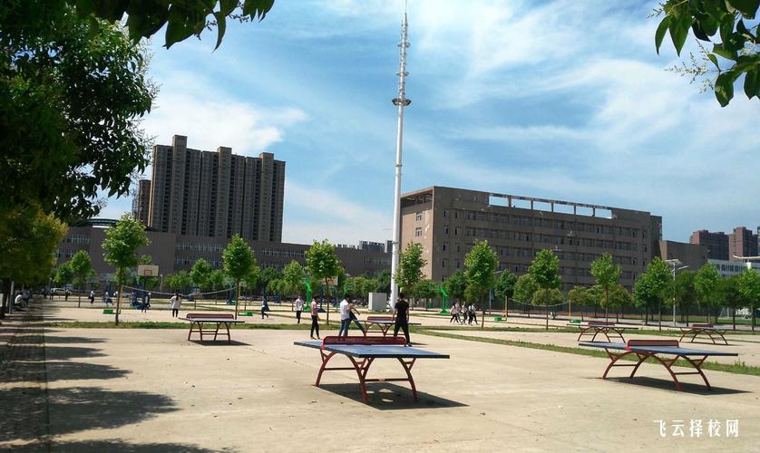 四川省鹽業學校是職高還是技校