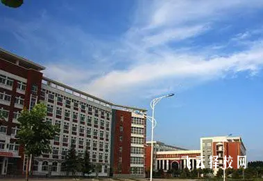 成都經(jīng)濟(jì)技術(shù)開發(fā)區(qū)職業(yè)學(xué)校是3+3學(xué)制嗎