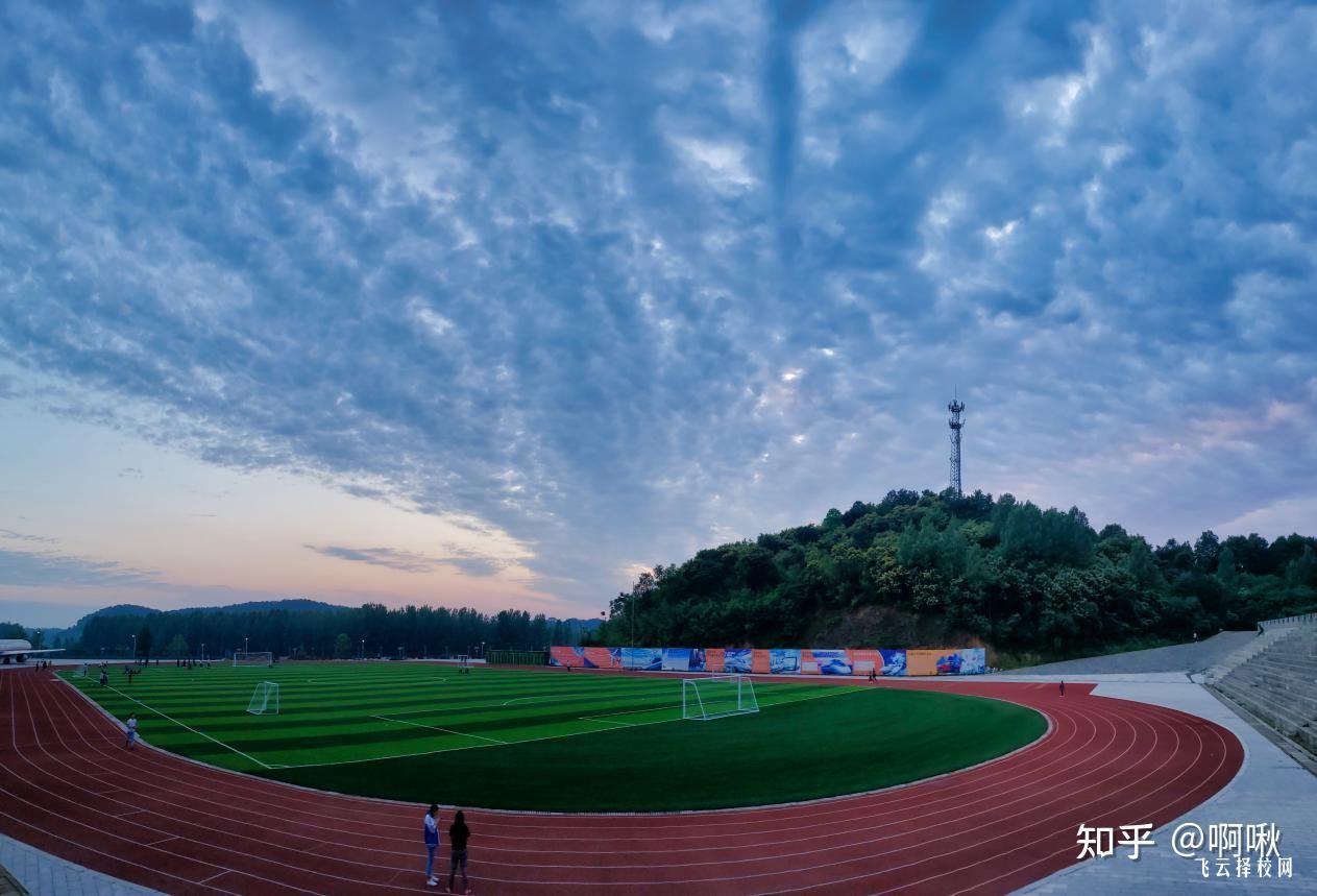 郫都區友愛職業技術學校是3+3學制嗎