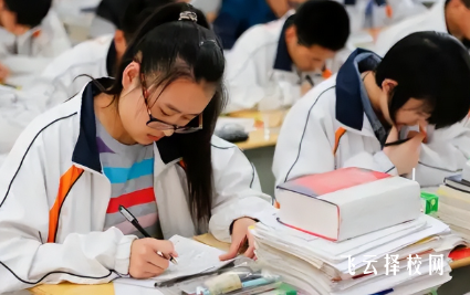 初三學生怎樣選出一個理想的高中學校