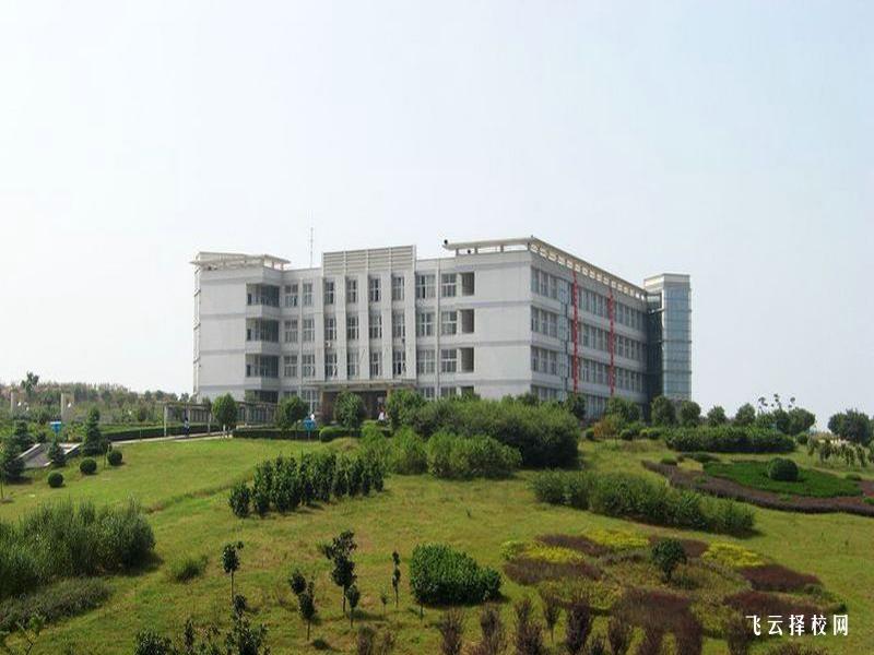 南充外國語中專校怎么樣,中專招生條件是什么