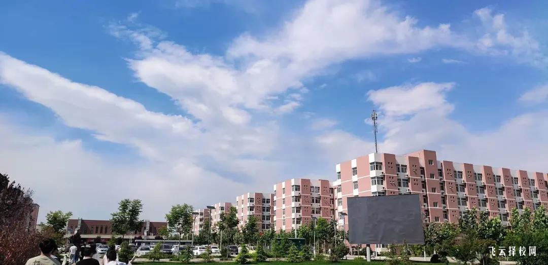 宜賓商職中怎么樣,中專招生條件是什么