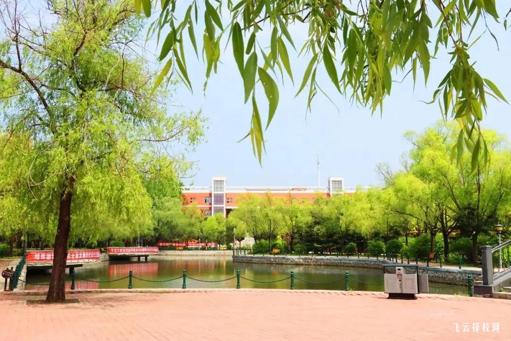 四川省經管校是公辦嗎