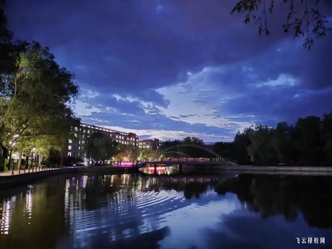 四川平昌縣職教中心是公辦嗎