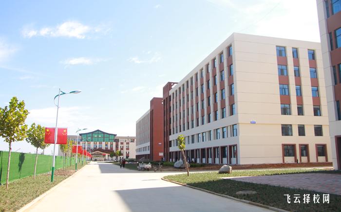 蜀都衛校是公辦嗎