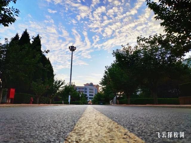 仁壽二職中有什么專業(yè),中考錄取分?jǐn)?shù)多少