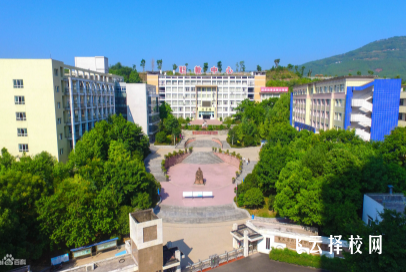 閬中江南職中怎么收費,一年學費多少