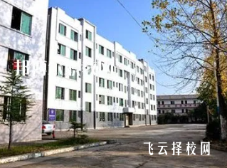 閬中江南職中怎么收費,一年學費多少