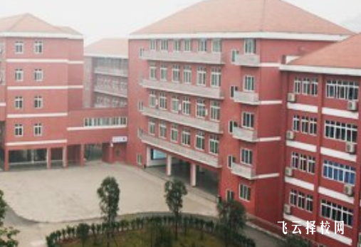 瀘州江陽(yáng)職高怎么收費(fèi),一年學(xué)費(fèi)多少