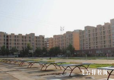 綿竹職中怎么收費(fèi),一年學(xué)費(fèi)多少