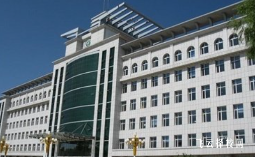 郫都友愛職校怎么收費,一年學費多少