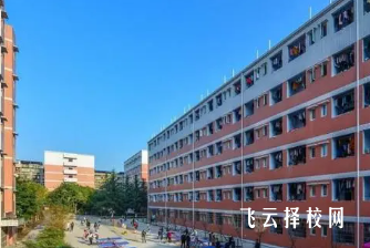 南充高坪職中在哪里,中專報名怎樣聯系