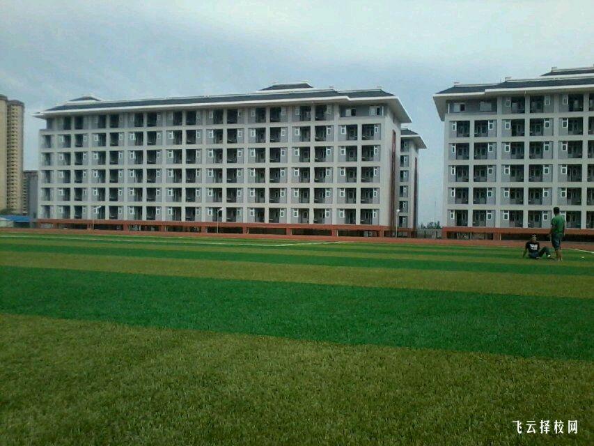 自貢東鍋技校有升學(xué)班嗎,讀中專怎樣選班