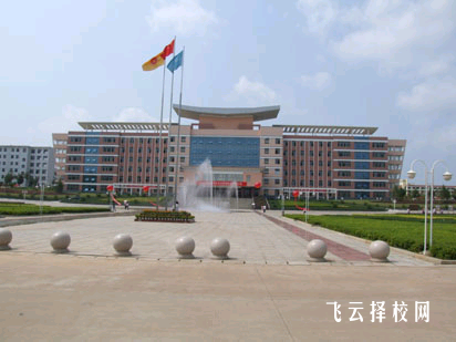 宜賓衛(wèi)校全稱叫什么,學(xué)校地址在哪里