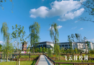 資陽口腔職業(yè)學(xué)院學(xué)費是多少一年