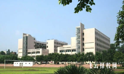 南充高坪職業(yè)高級中學有什么專業(yè)