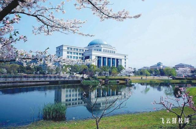 瀘州護(hù)理專業(yè)學(xué)校有哪些