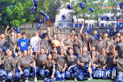 成都市恒輝技工學校是中專嗎