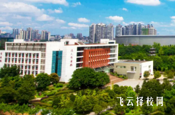 成都瀘州醫(yī)學(xué)院收分線