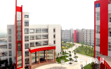 成都音樂學院學費一年多少