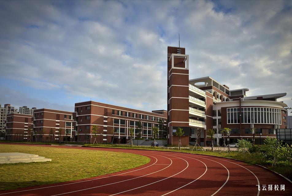 德陽科貿職業學院的各專業學費