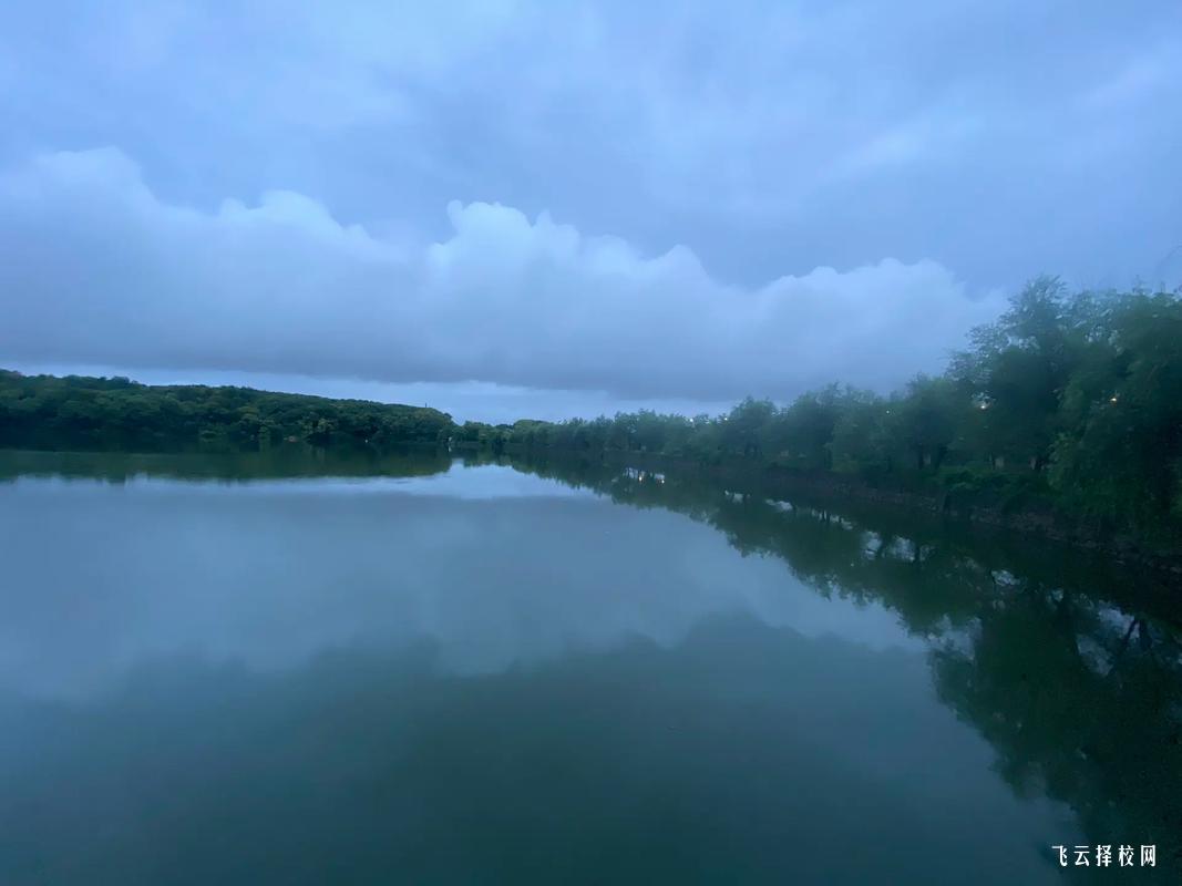 安岳職教中心是公辦還是民辦