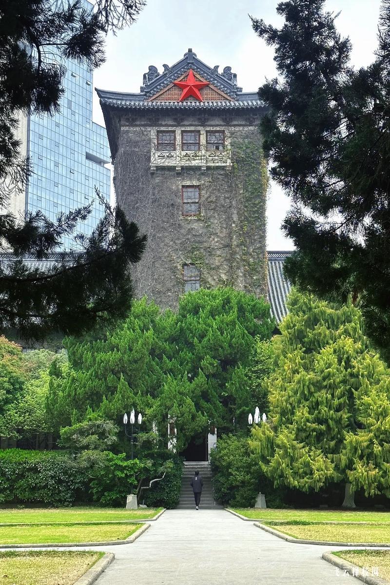 蒼溪職高一年要多少學(xué)費