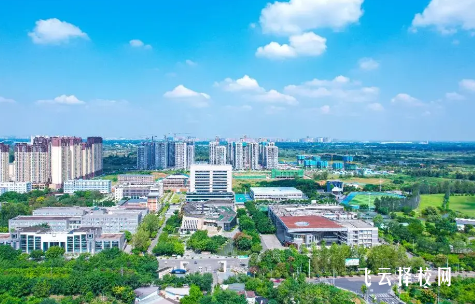 四川旅游學院是公辦還是民辦