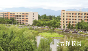 成都郫縣鐵路專業學校一年多少錢