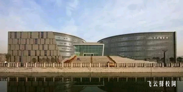 南充師范學(xué)校2025年招生簡章