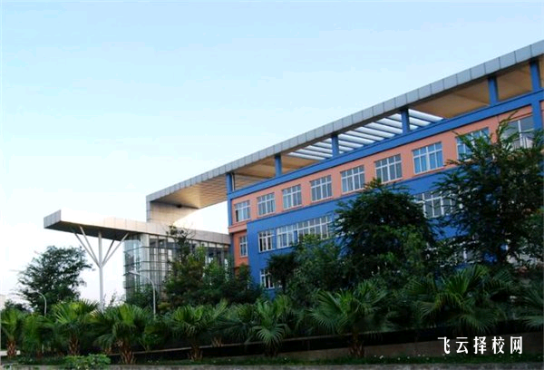 瀘州市職業技術學校2025年招生簡章