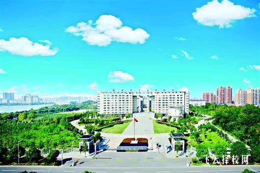 成都美思單招培訓(xùn)學(xué)校常見問題解答