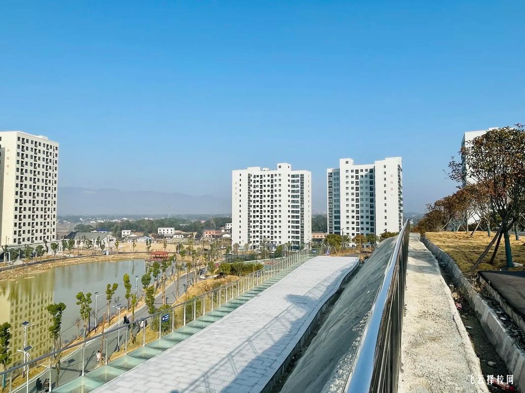 成都市財貿(mào)職業(yè)高級中學(xué)2025年招生簡章