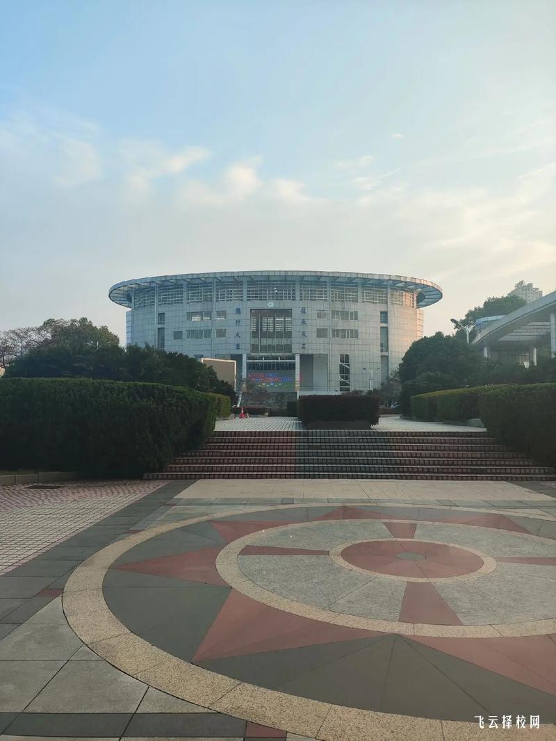 成都市工程職業(yè)技術(shù)學(xué)校2025年招生簡章