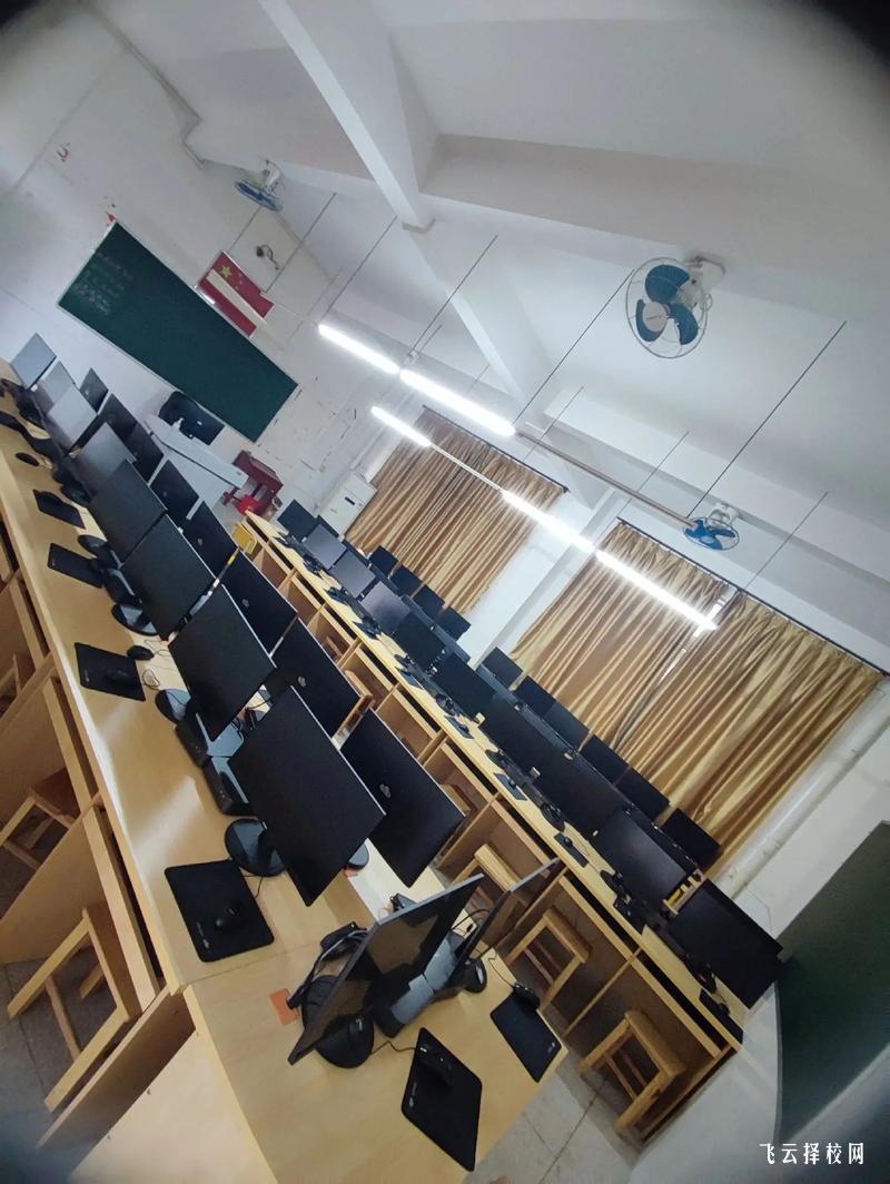 成都市青蘇職業中專學校2025年招生簡章