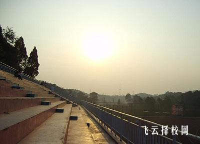 如何選擇單招培訓(xùn)班,避免踩雷的實(shí)用建議