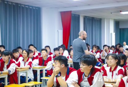 職高課程打下扎實基礎