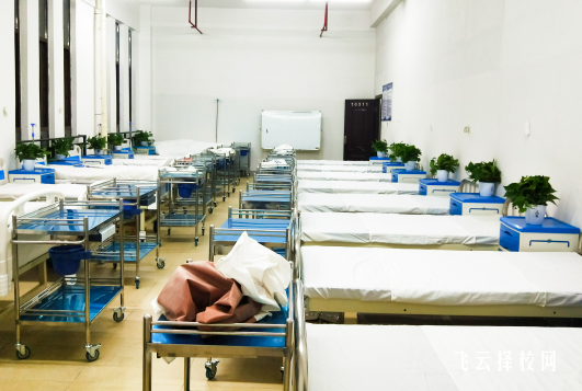 讀中專如何避免學費和住宿問題