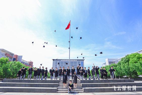 四川省工業(yè)貿(mào)易學(xué)校的電氣與機(jī)械工程專業(yè)分析