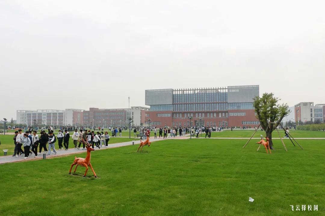 洞子口職高建筑裝飾專業作品展