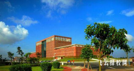 華大醫藥衛校實習就業雙保障