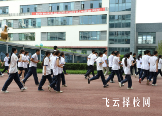 成都青蘇職中校園管理嚴格嗎-家長真實評價