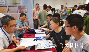 中考志愿怎么填,普通家長必須掌握的3個擇校技巧