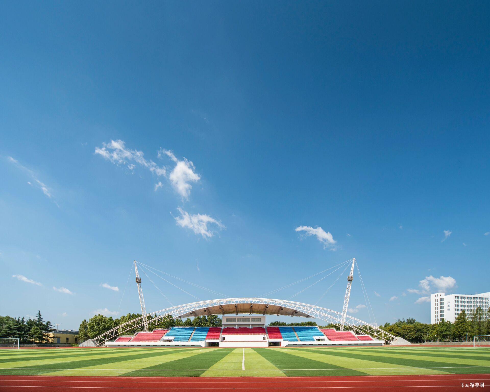 四川蜀都衛生學校VS成都成醫一附院護士學校：專業對比指南