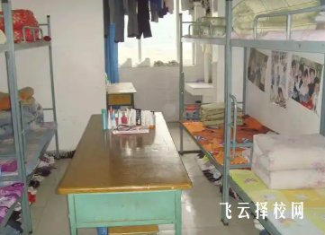 簡(jiǎn)陽(yáng)市高級(jí)職業(yè)中學(xué)學(xué)費(fèi)和住宿怎么樣