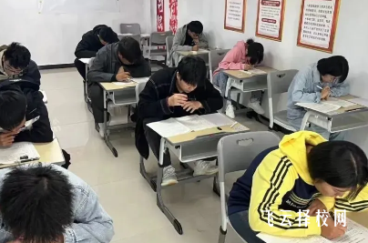 線下單招培訓(xùn)優(yōu)勢四川